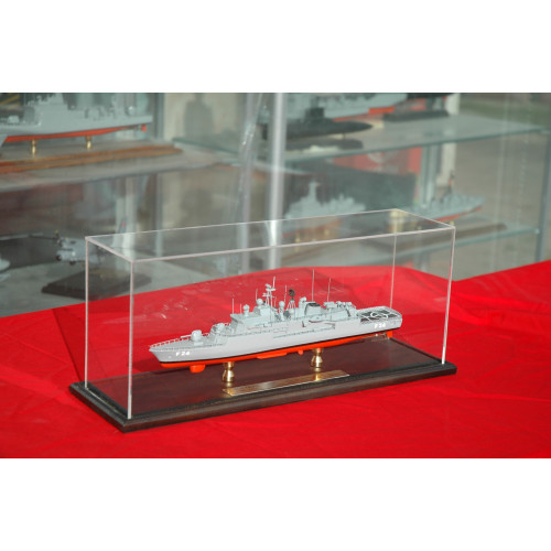 TCG BARBAROS  F244   maketi     35 cm