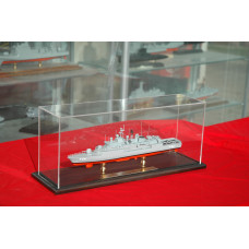 TCG ORUÇREİS  F245  ( Eski ) maketi   35 cm