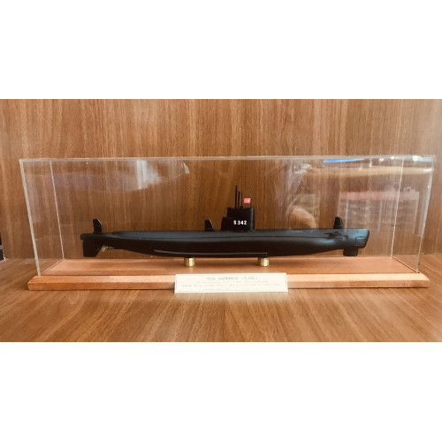 TCG  HIZIRREİS  S342   Denizaltı maketi   43cm  ( TANG Class  ex.  USS GUDGEON  SS567 ) 