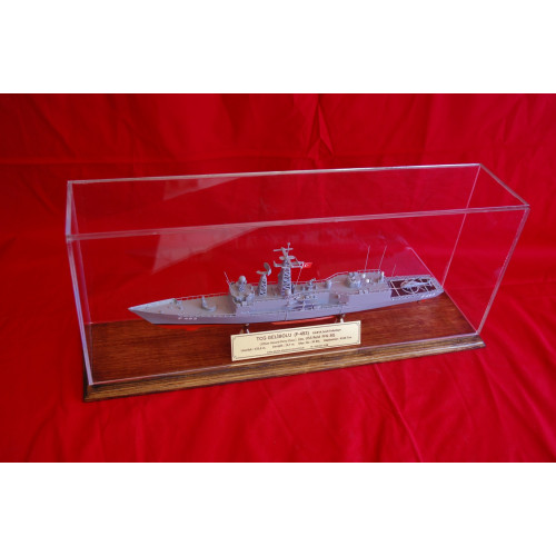 TCG GELİBOLU  F493  FIRKATEYN  MAKETİ (39 cm)