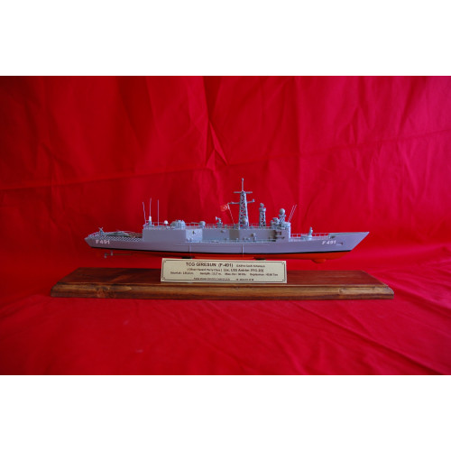 TCG GİRESUN  F491  FIRKATEYN  MAKETİ (39 cm)