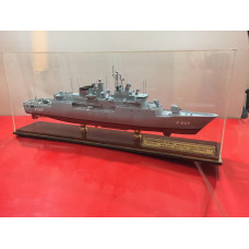 TCG KEMALREİS   F247   FIRKATEYN  MAKETİ (52 cm)