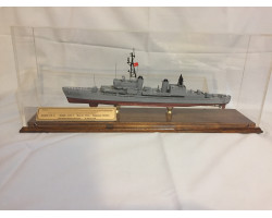 TCG YÜCETEPE  D345  MUHRİBİ  MAKETİ  ( 37 cm )